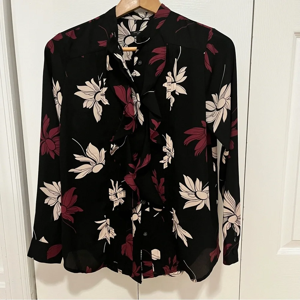 Ann Taylor never worn